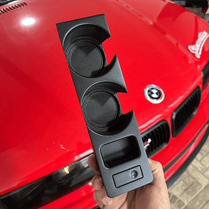 BMW E36 - Porta Copos com Design de Botão e Porta-Moedas