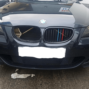 Conjunto BMW E60 / E61 Air Inlet – Fibra de Carbono