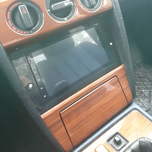 Moldura 2-DIN para Rádio Android 7” – Mercedes 190E W201