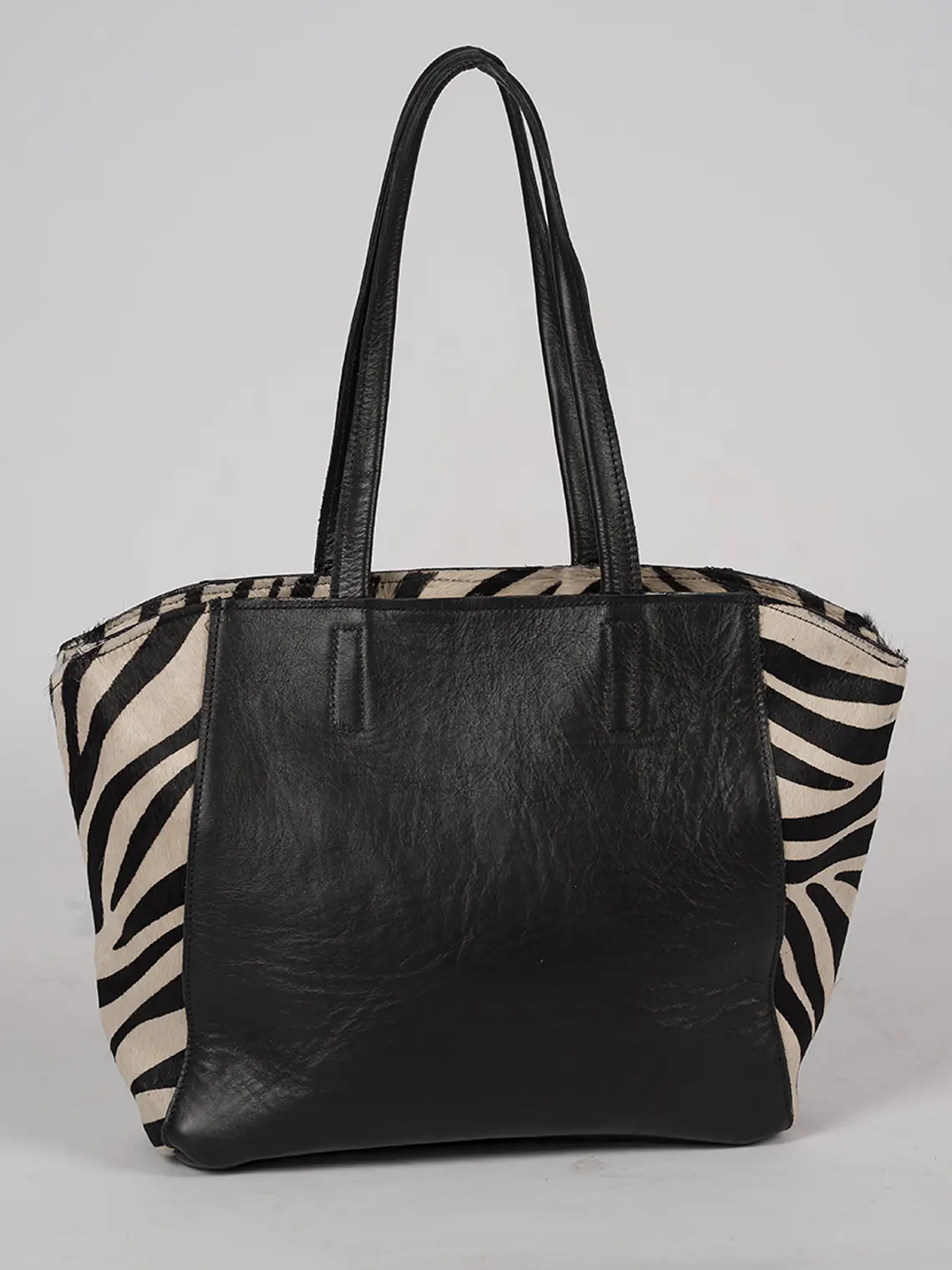 Cartera Dominga Cebra Negra 1