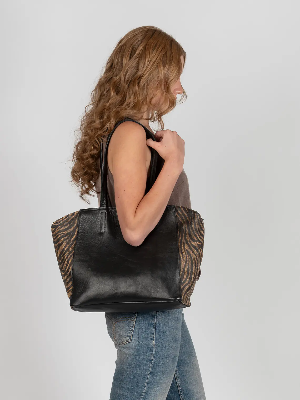 Cartera Dominga Negra - Cebra Café 2