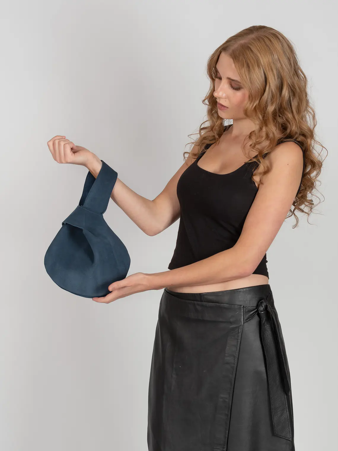 Cartera Isidora Azul 2