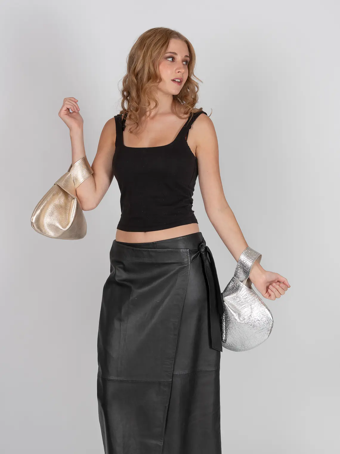 Cartera Josefa Gold 2