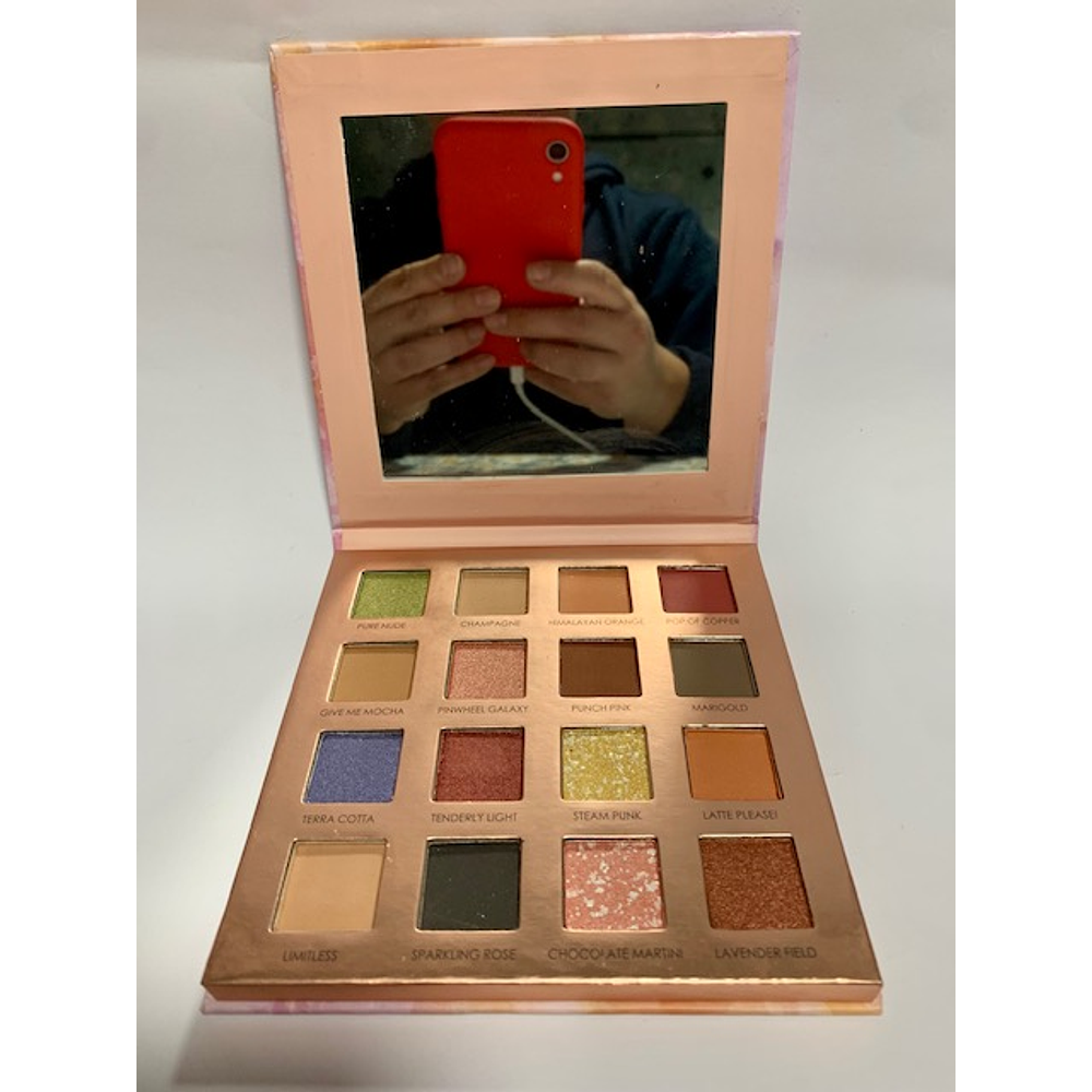 Paleta de Sombras (16 colores)