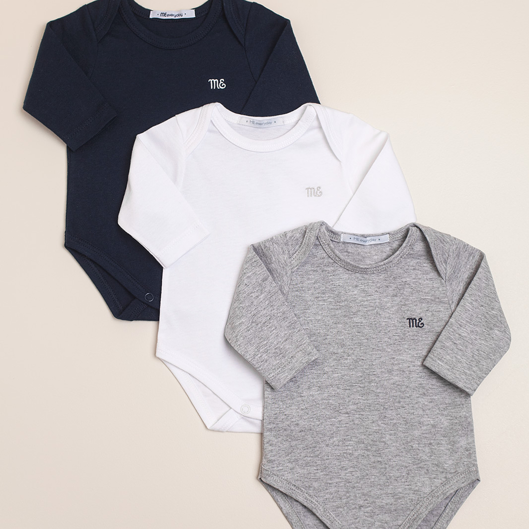 3 pack of American style long sleeve bodysuits with logo 1