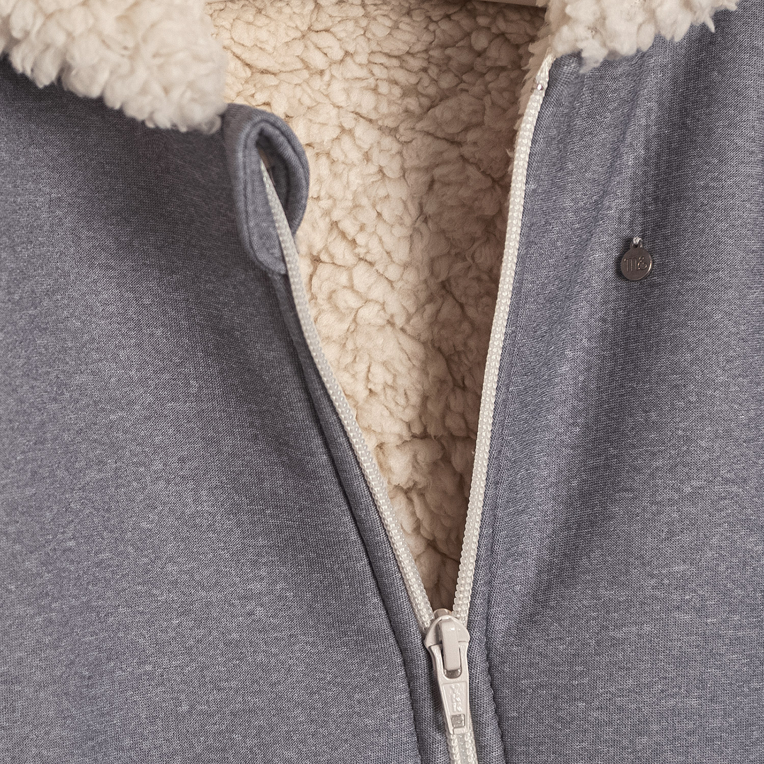 Winther Quilted pramsuit with faux fur 3