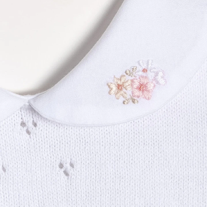 Knitted Bodysuit with embroidered flowers  2