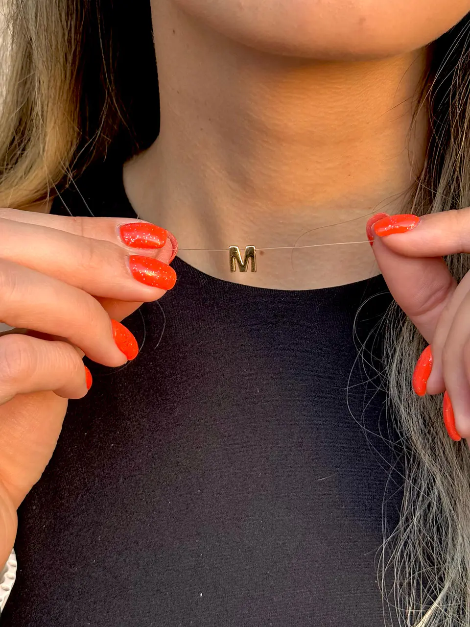 Collar Letras 4