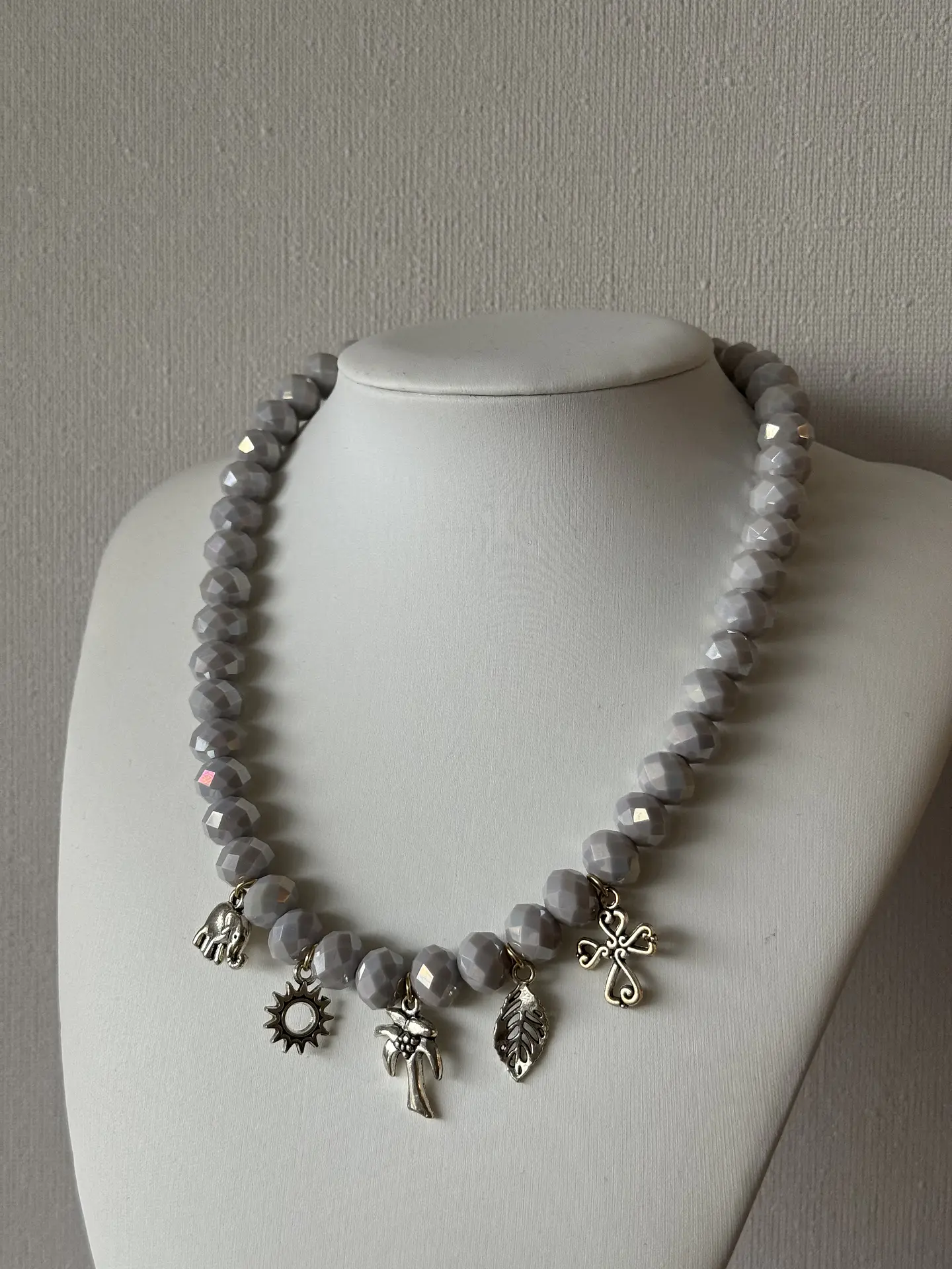 MAXI Collar Dijes 1