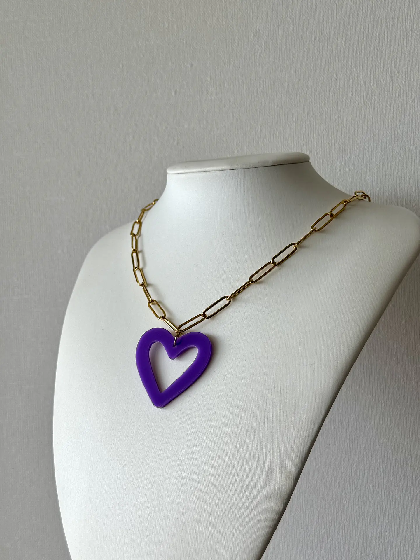 Collar Corazon Acrilico 2