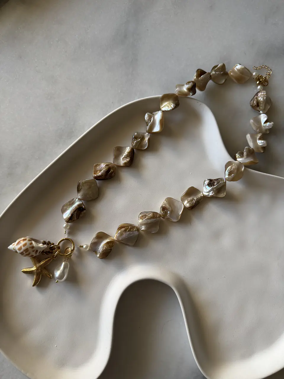 Collar Helena Perlado 1