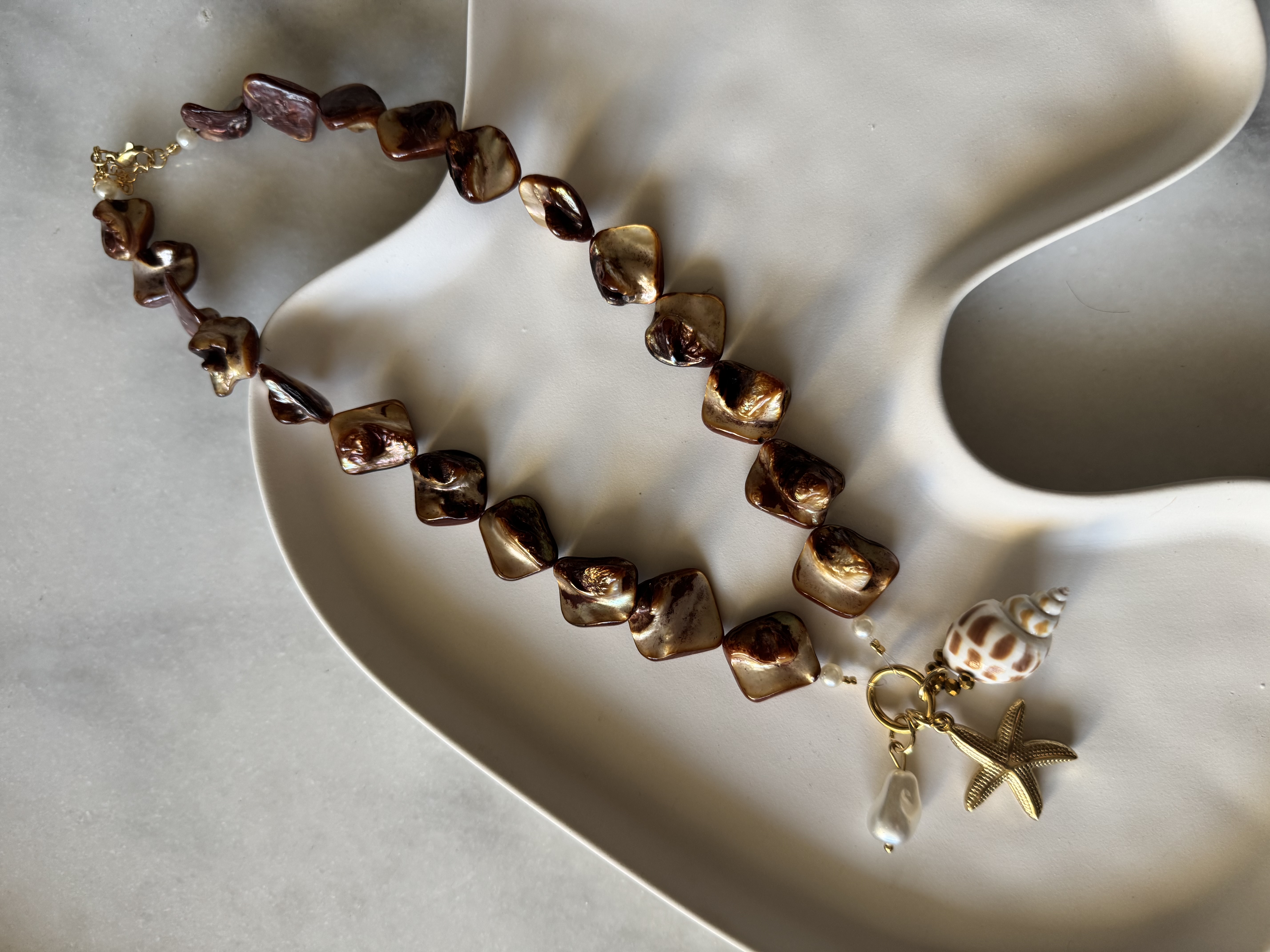 Collar Helena Marron