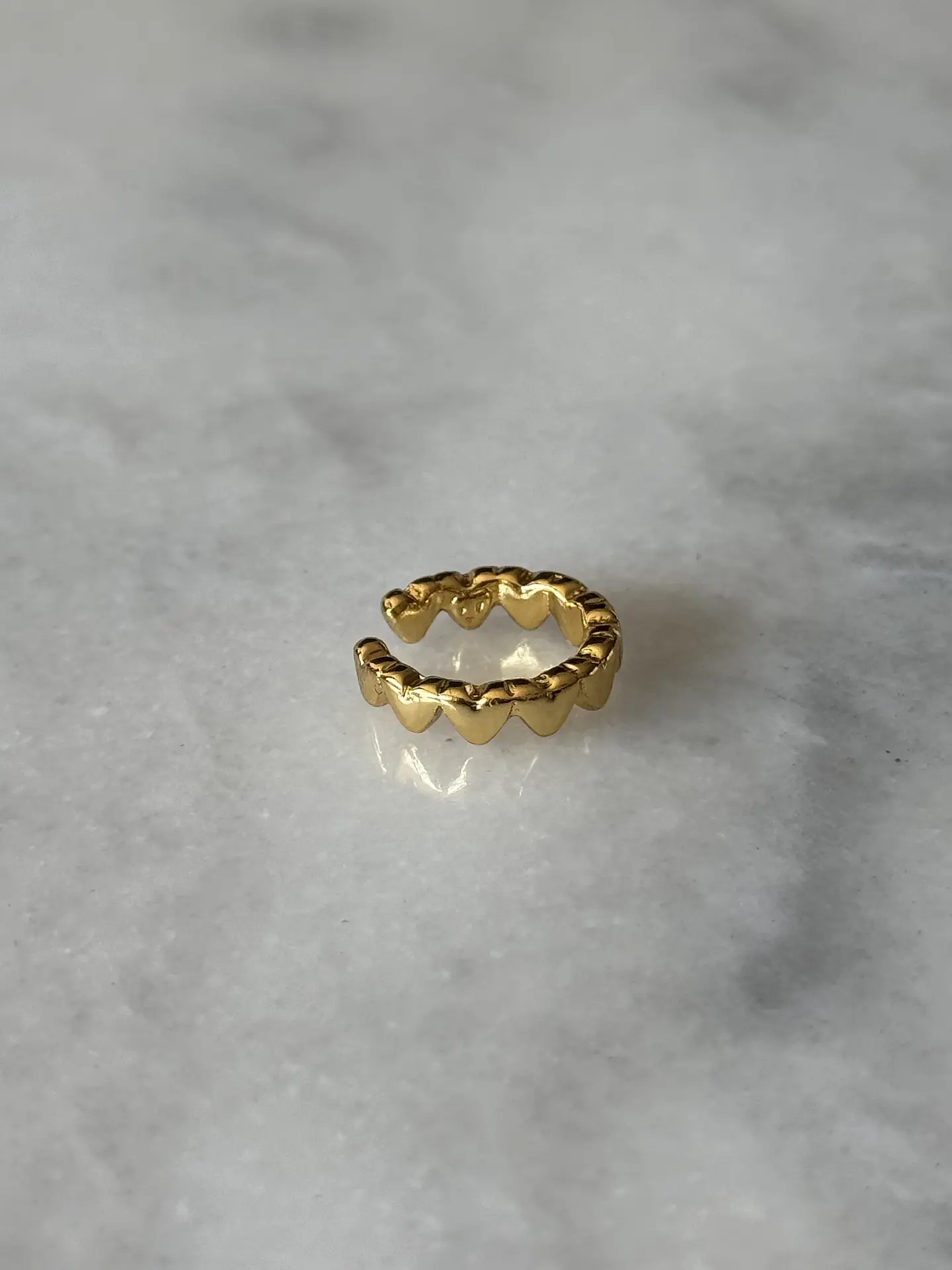 Earcuff Corazones 3