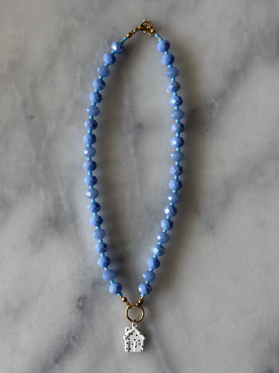 Collar Acuarela Hogar  1