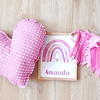 Set de Regalo Infantil Cojín Corazón + Cuadro Personalizado Arcoíris + Guirnalda Banderines Tela