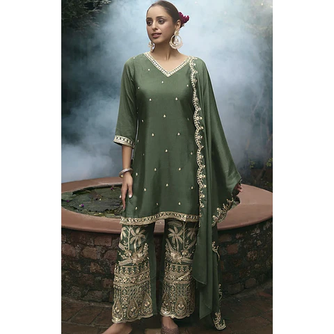Conjunto Seda Verde Bordado