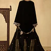 Conjunto Terciopelo Negro Bordado