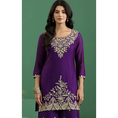 Conjunto Seda Morado Bordado 