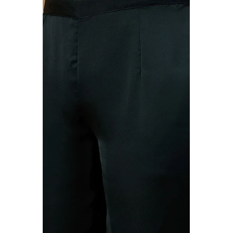 Conjunto Seda Verde Dorado