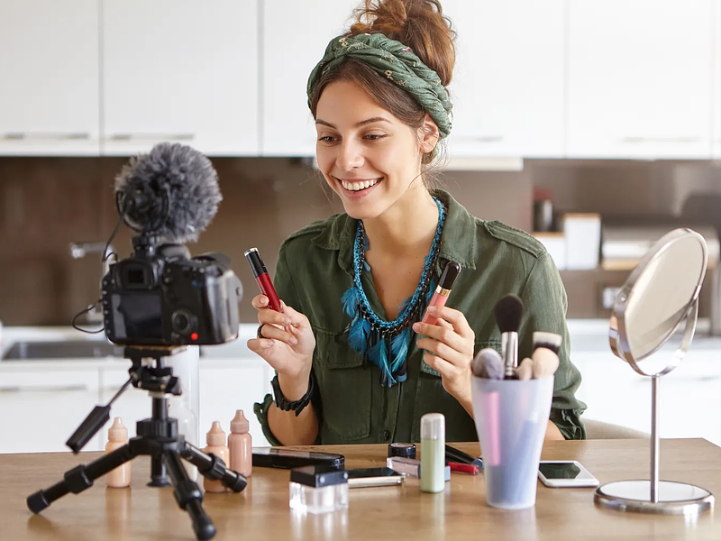 5 productos que debes tener si eres creador de contenido en 2026