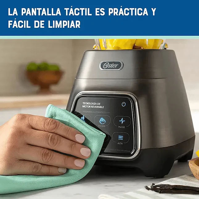 Licuadora Oster® 1000W con Tecnología Reversible, Pantalla Táctil y Vaso Blend-N-Go 4