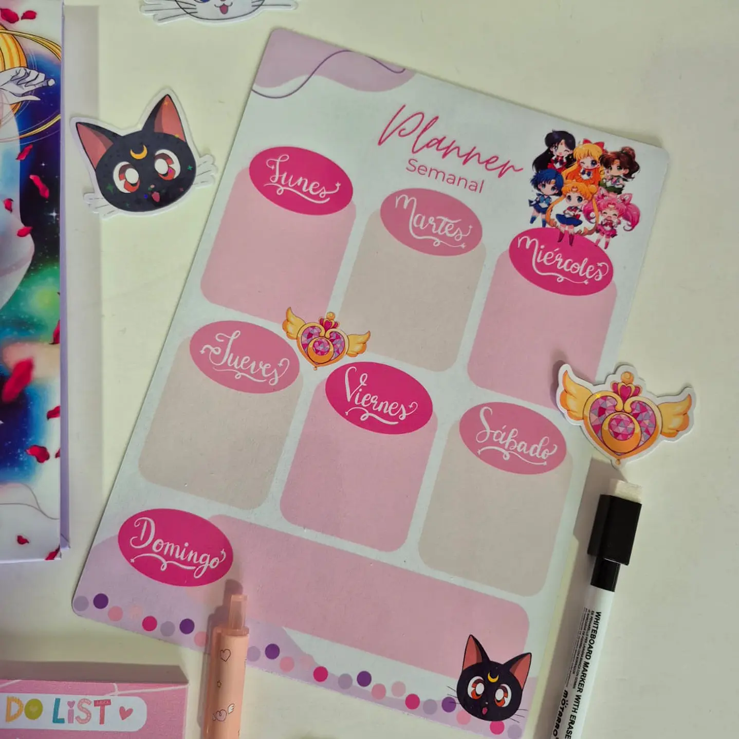 Box Papelería Sailor Moon 3