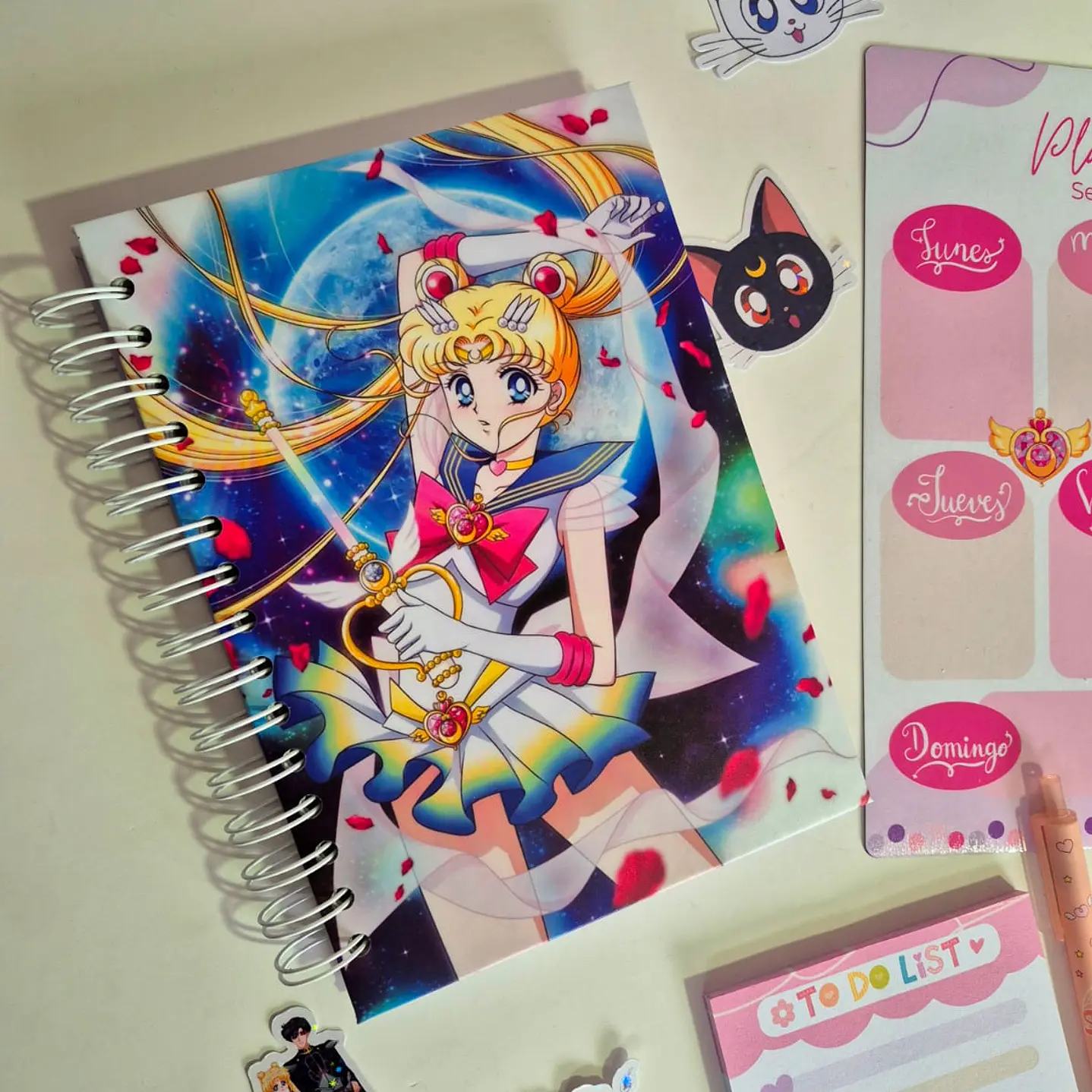 Box Papelería Sailor Moon 1