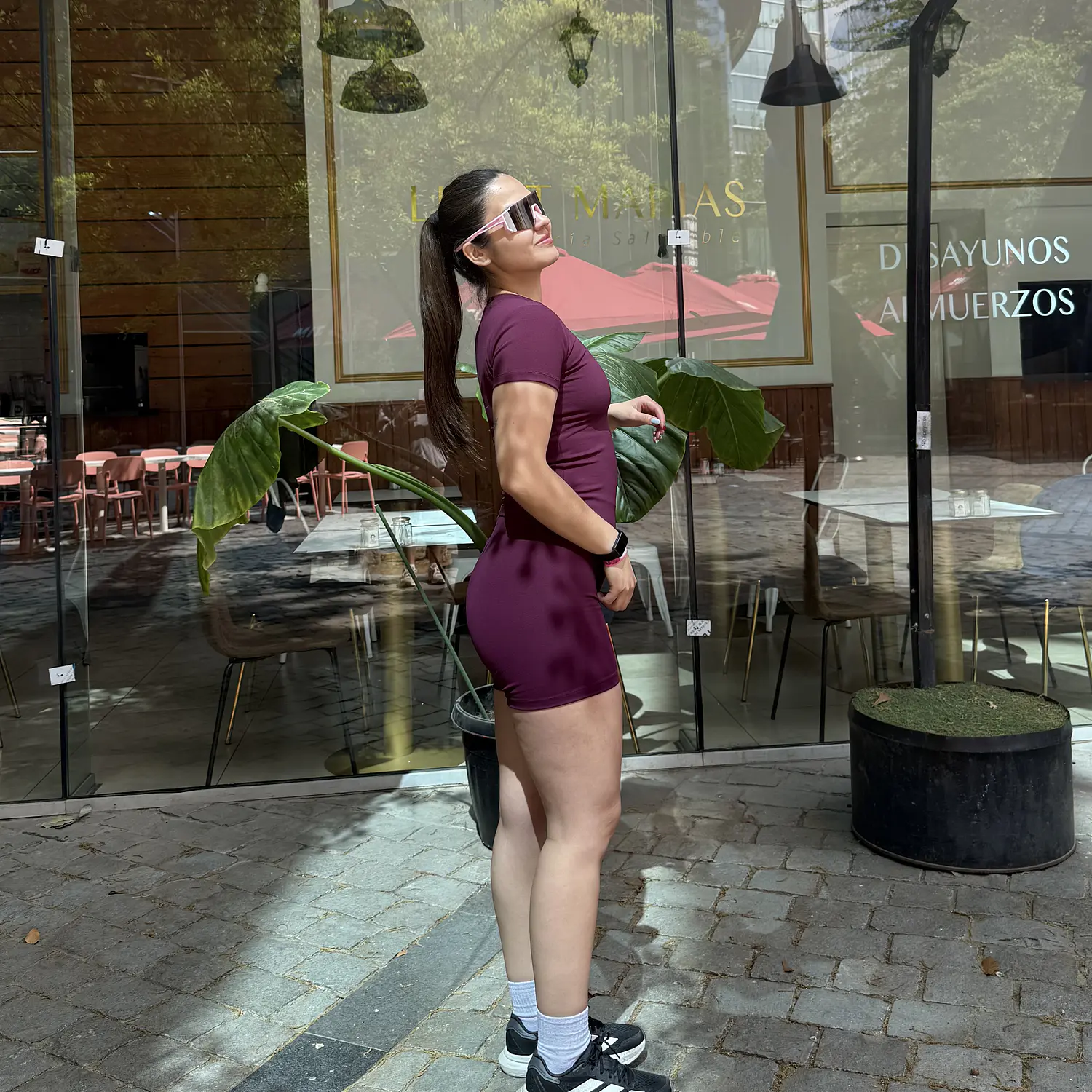 Short Grace  1