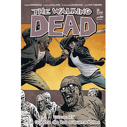 The Walking Dead: Volumen 27 La guerra de los susurradores (Rústica)