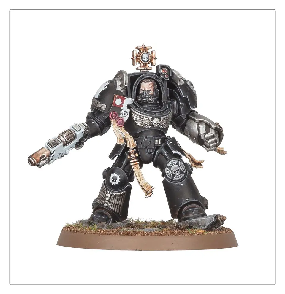 Space Marines: Captain in Terminator Armor  3