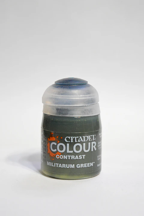 Contrast: Militarum Green (18ml)
