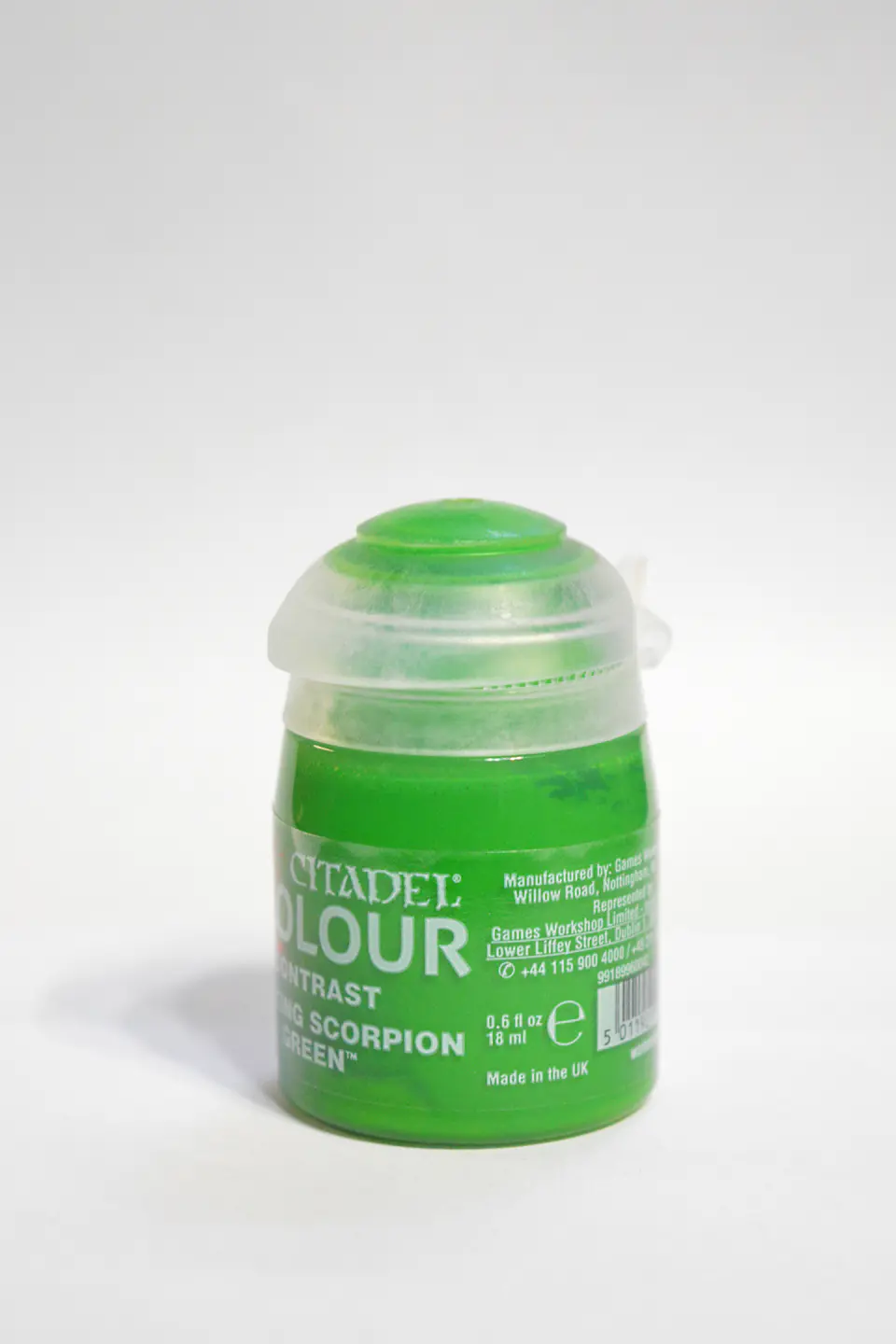 Contrast: Striking Scorpion Green (18ml)  2