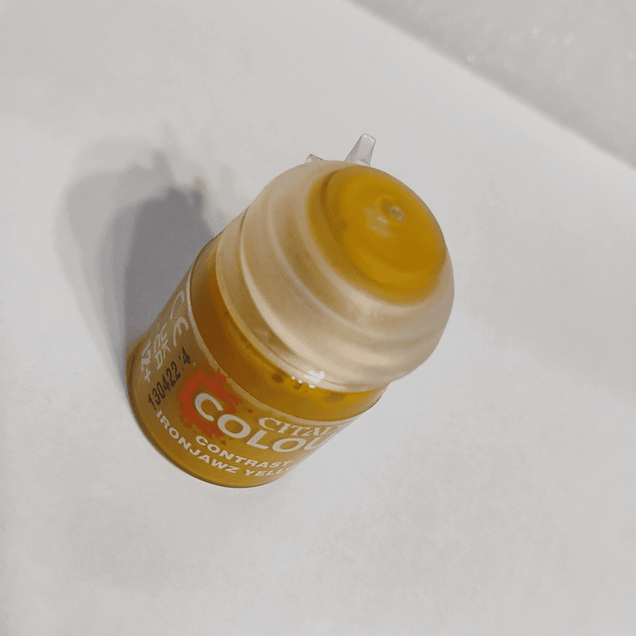 Contrast: Ironjawz Yellow (18ml)  2