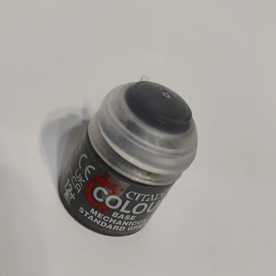 Base Color: Mechanicus Standard Grey 2