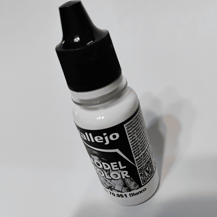 Model Color: White - Blanco  4