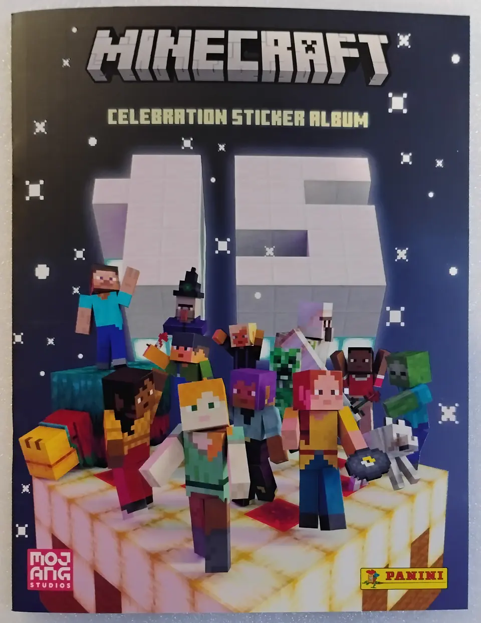 Álbum Minecraft 15 Años + 20 sobres  2