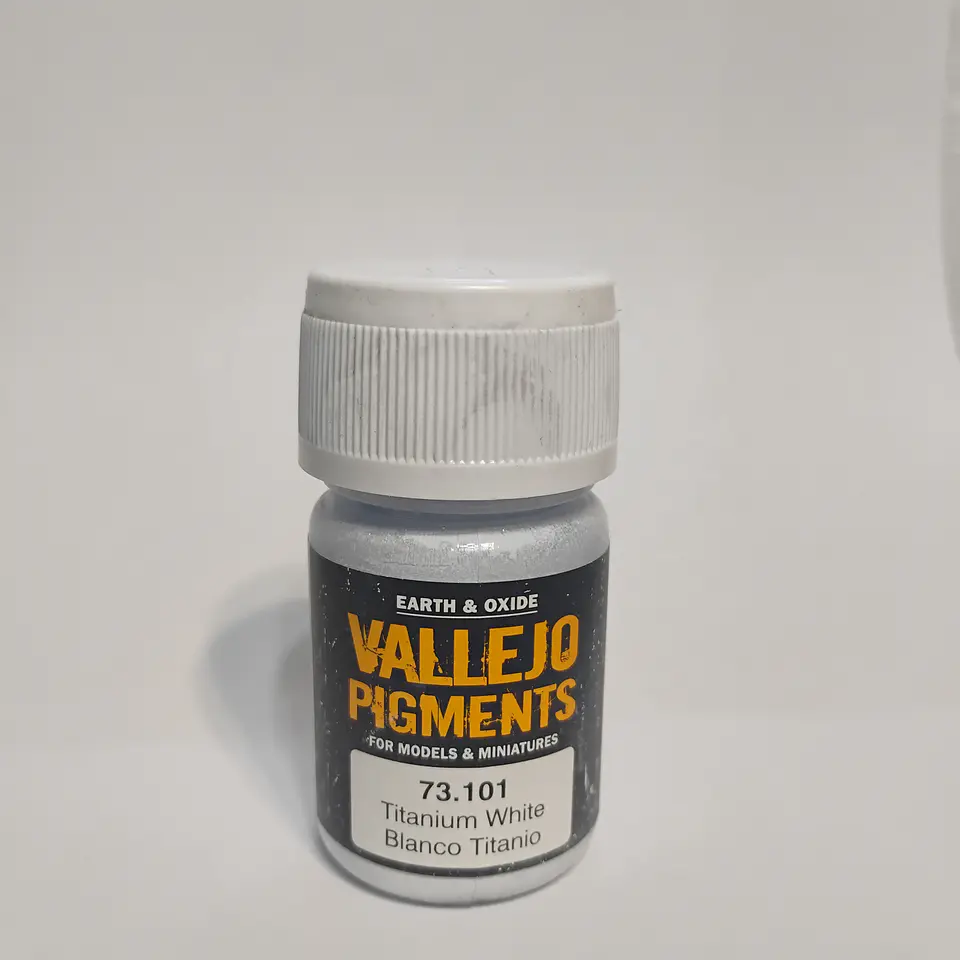 Vallejo Pigments: Titanium White - Blanco Titanio  1
