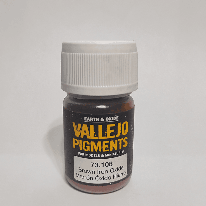 Vallejo Pigments: Brown Iron Oxide - Marrón Óxido Hierro  1