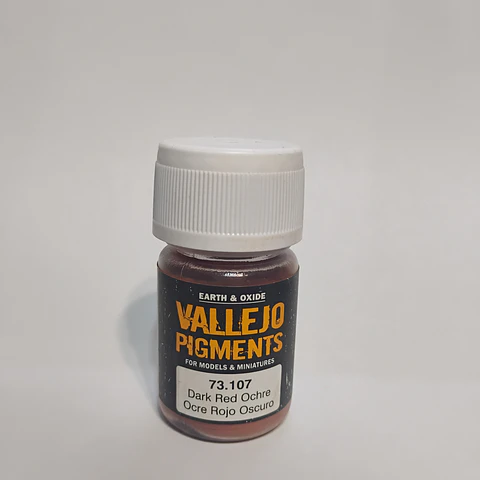 Vallejo Pigments: Dark Red Ochre - Ocre Rojo Oscuro 