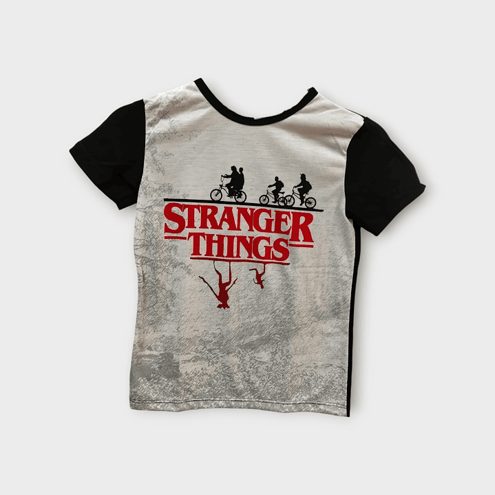 Polera Stranger Things 1