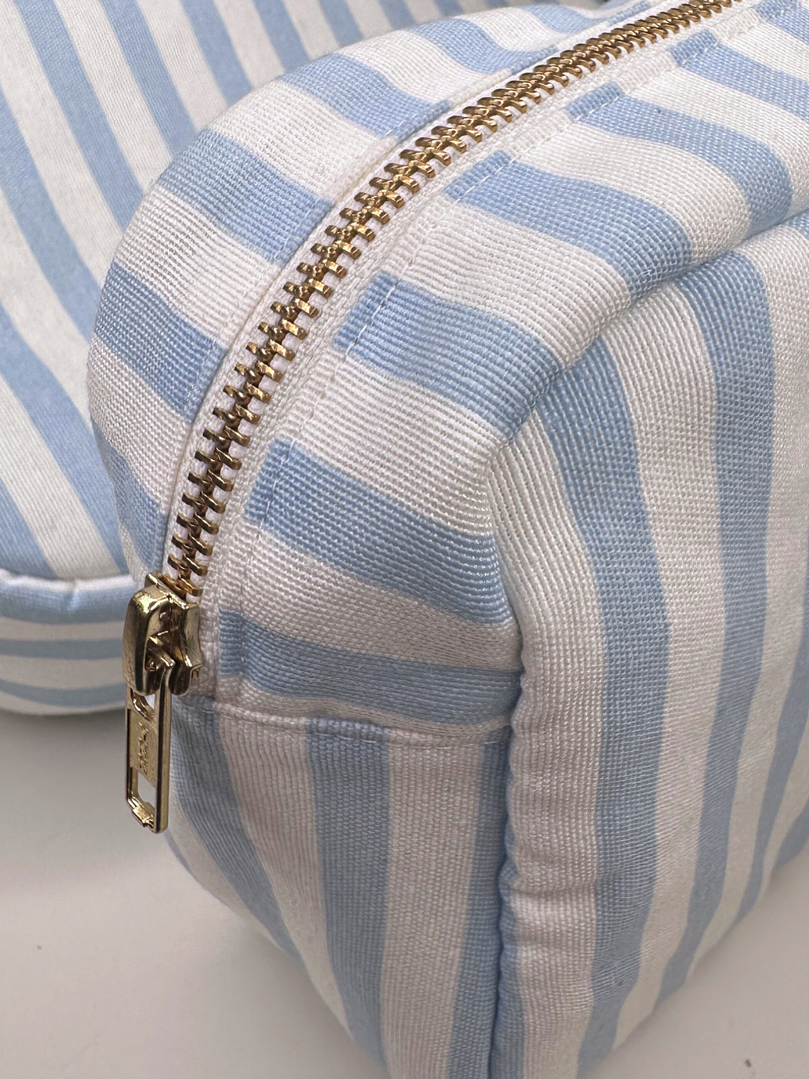 Neceser Rayas Celeste 2