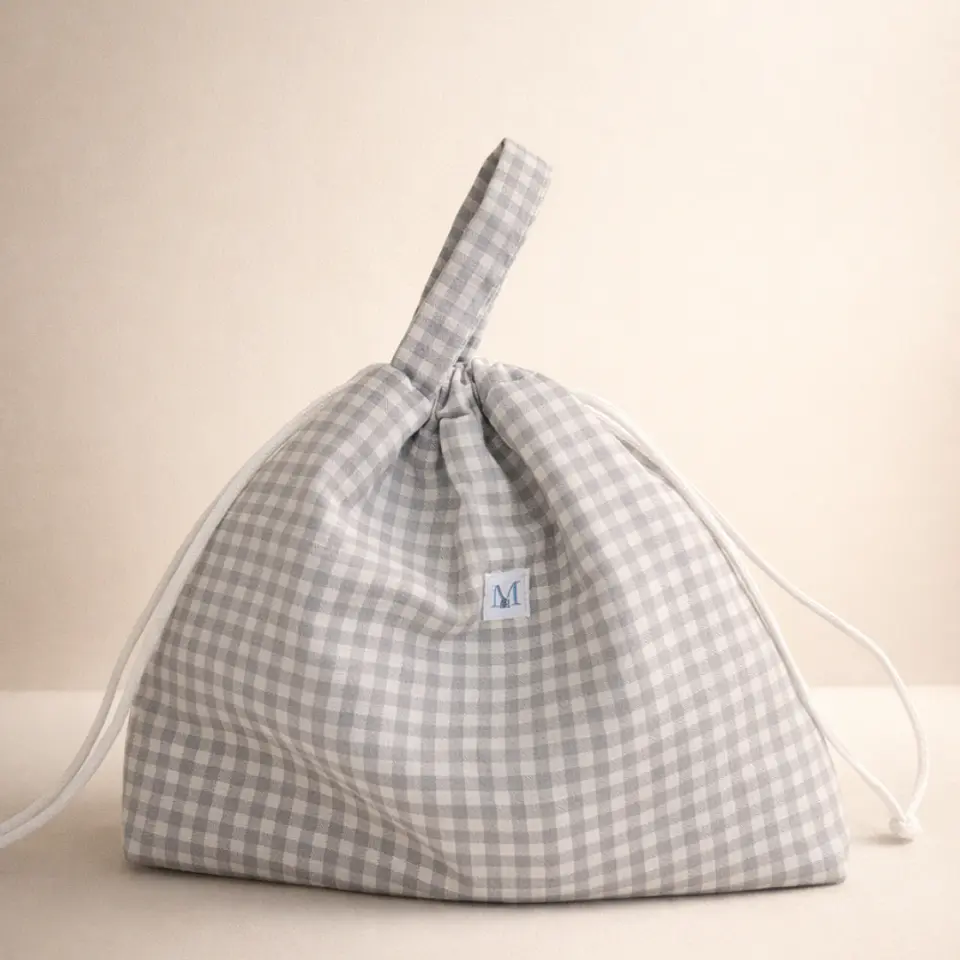 Pack Mochila Vichy Gris + Bolsa Multiuso 2