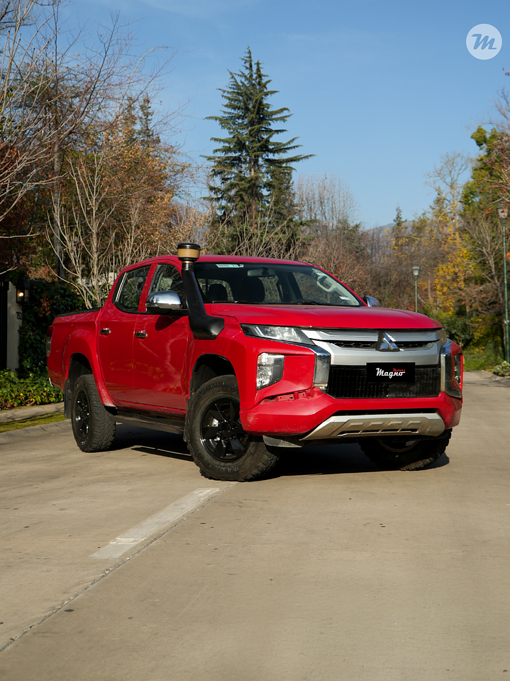 Mitsubishi Mecánico 2023 | 88.000 km | Diésel 3