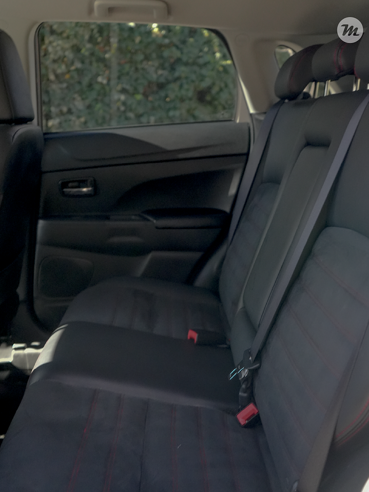 Mitsubishi Año 2021 10