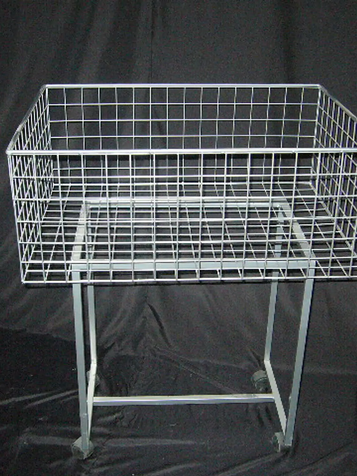 Canasto Metálico Liquidador 1