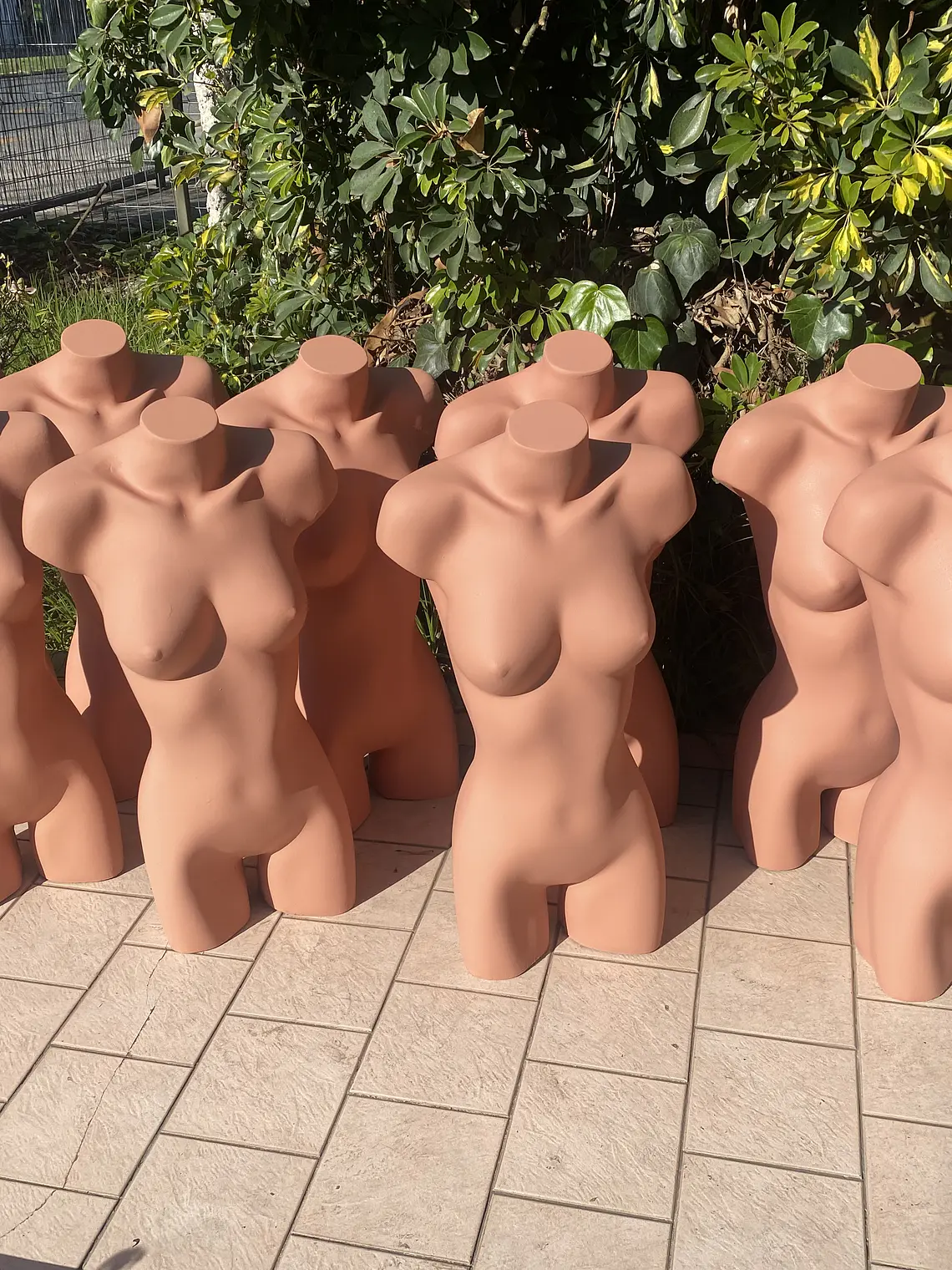 Busto Exhibición Mujer 2