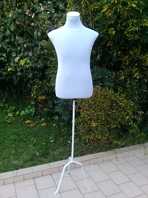 Busto Exhibición Tipo Satrero Hombre