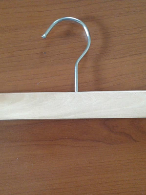 Colgador Madera Natural Faldero