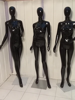 Maniquí Negro