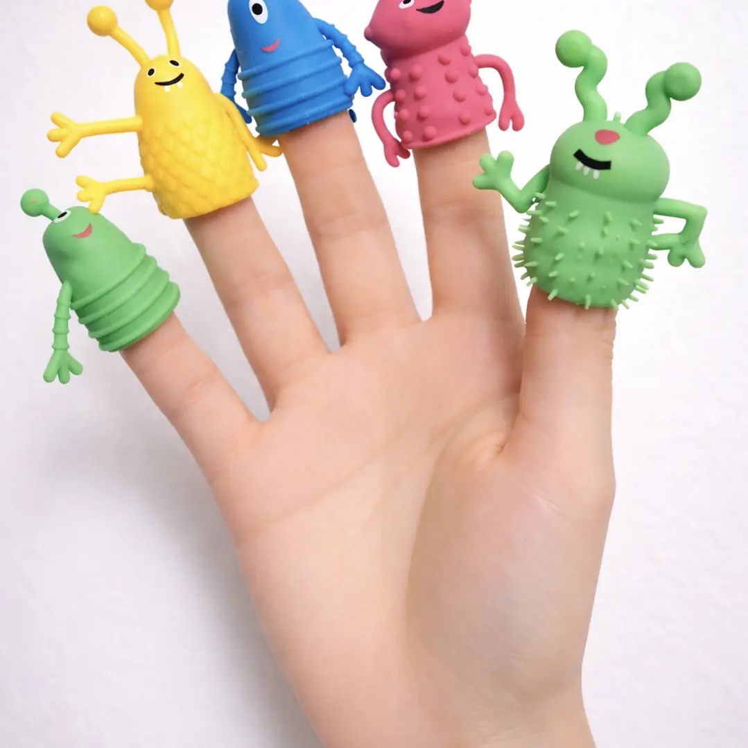 Set de títeres de dedos  1